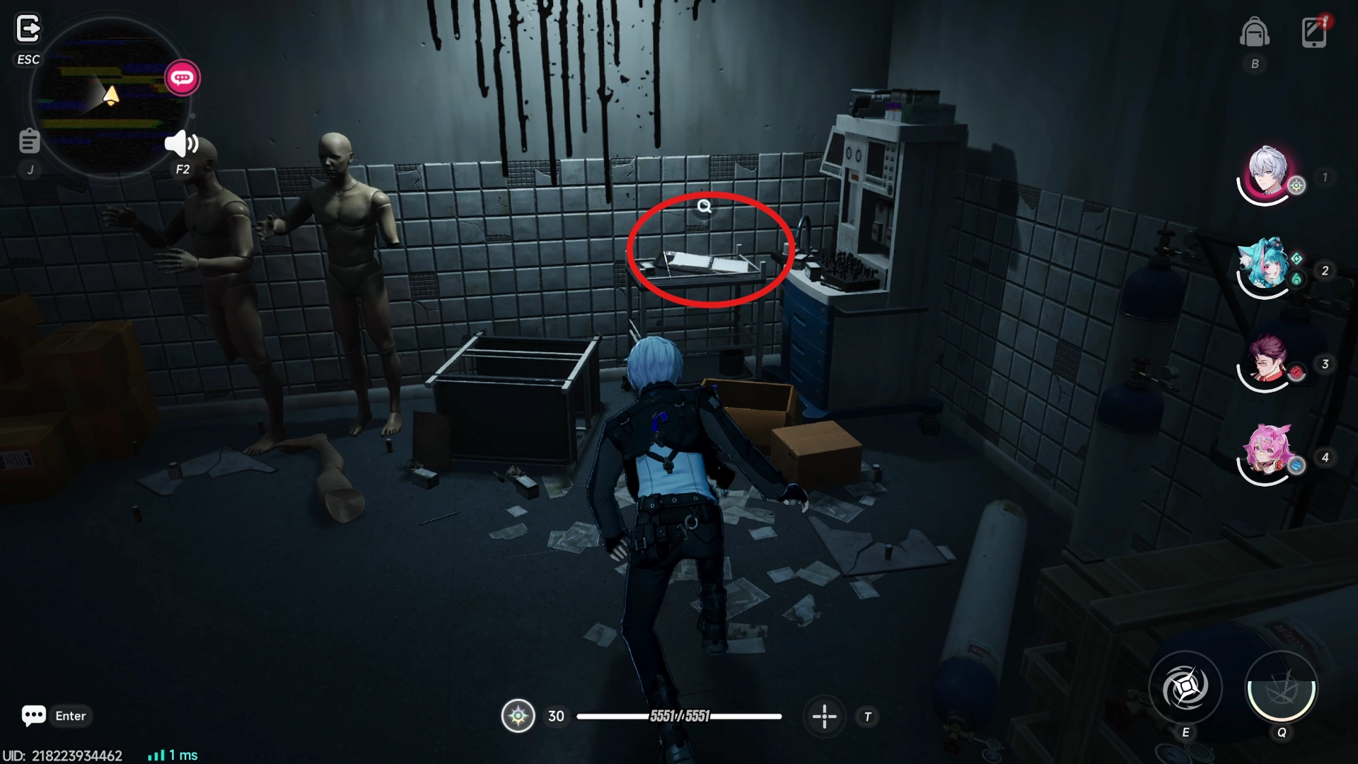 First clue marked on top of the tray
