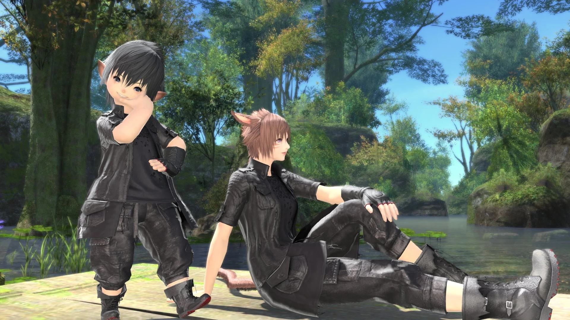 A male Lalafell and female Miqo'te wearing the Lucian Prince's Attire
